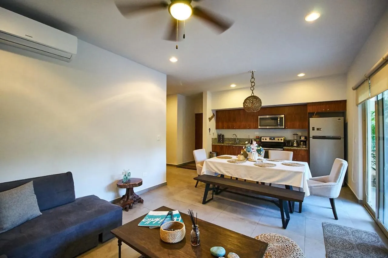 Casa Margarita- 5 Min To The Beach & Pool & Jacuzzi Apartment Tulum